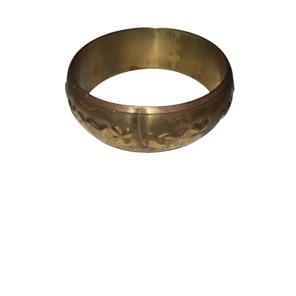 Iris Apfel & Bajalia Vintage Brass Engraved Wide Bangle Gold Tone Bracelet - Picture 1 of 6